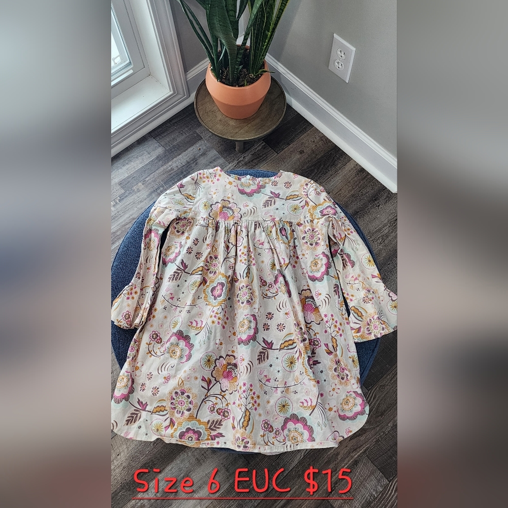 Floral dress size 6